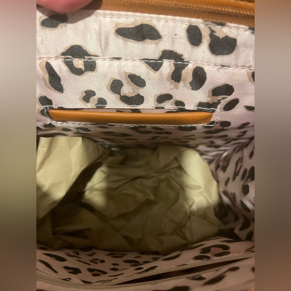 Faux Leather Tote Bag NWT - Picture 4 of 6